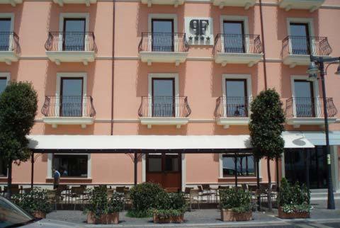 Palazzo Foti Hotel Crotone Buitenkant foto