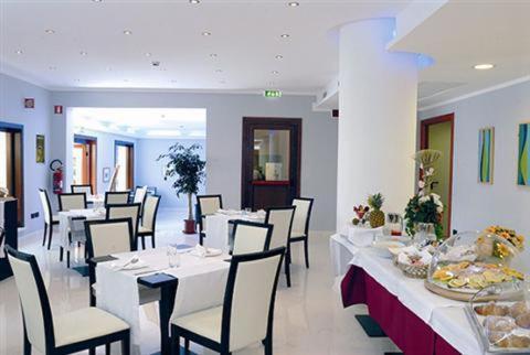 Palazzo Foti Hotel Crotone Buitenkant foto